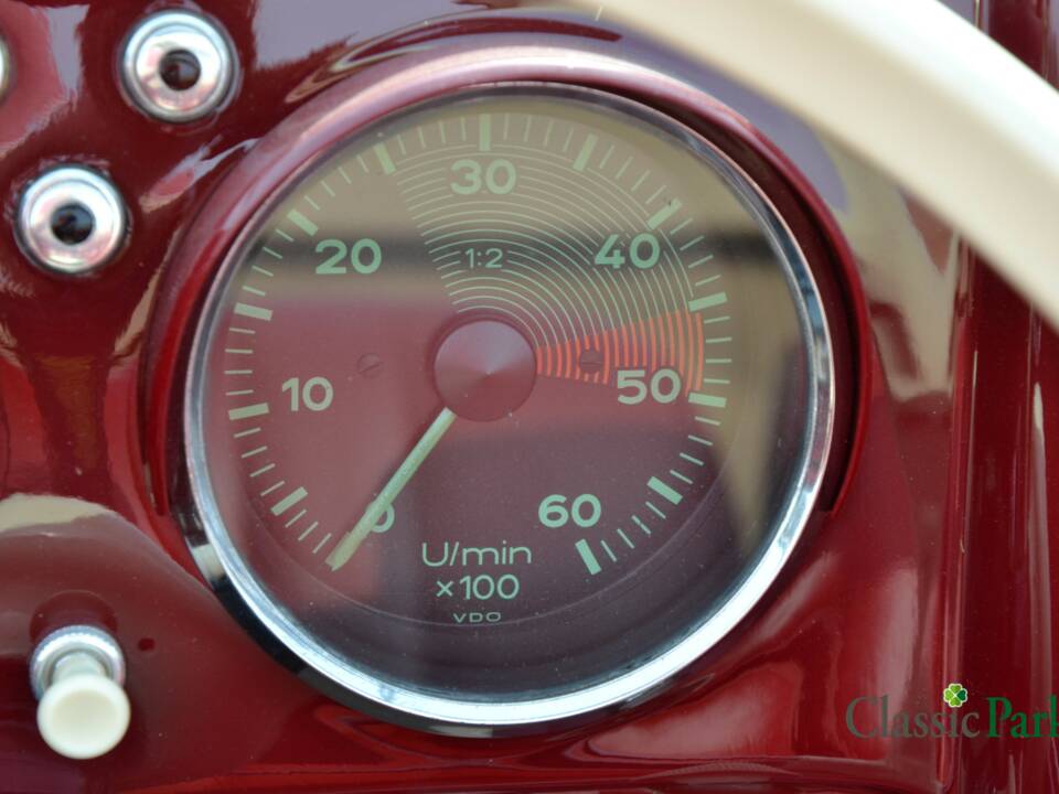 Image 39/50 of Porsche 356 1500 (1954)