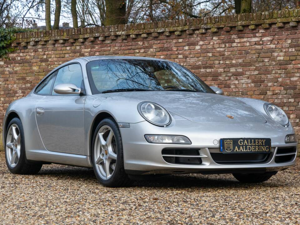 Image 42/50 of Porsche 911 Carrera (2007)