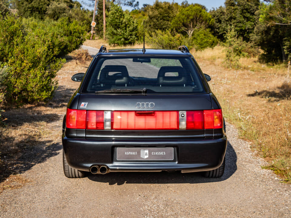 Immagine 39/50 di Audi RS2 Avant (1994)