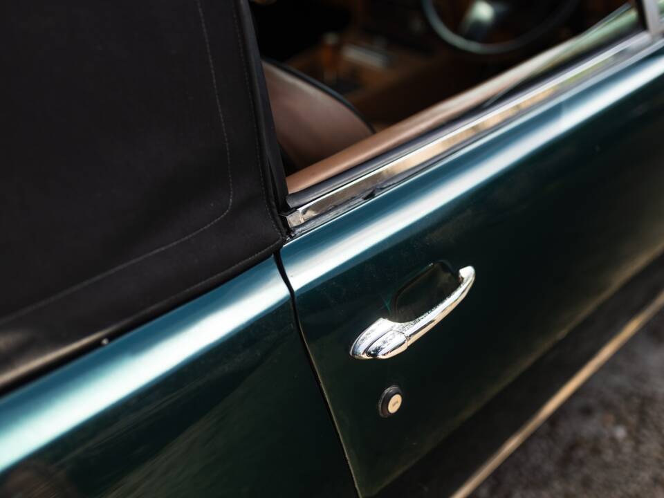 Bild 16/37 von Aston Martin V8 Volante (1979)