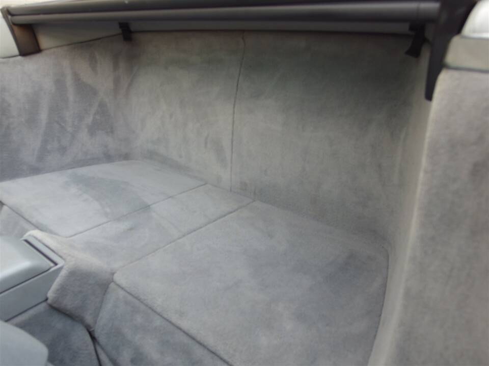 Image 71/96 of Mercedes-Benz 300 SL (1992)