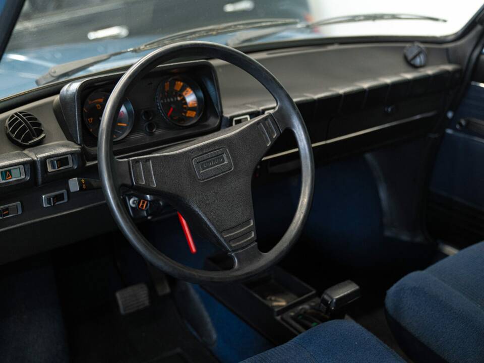 Image 27/45 of Volvo 66 (1980)