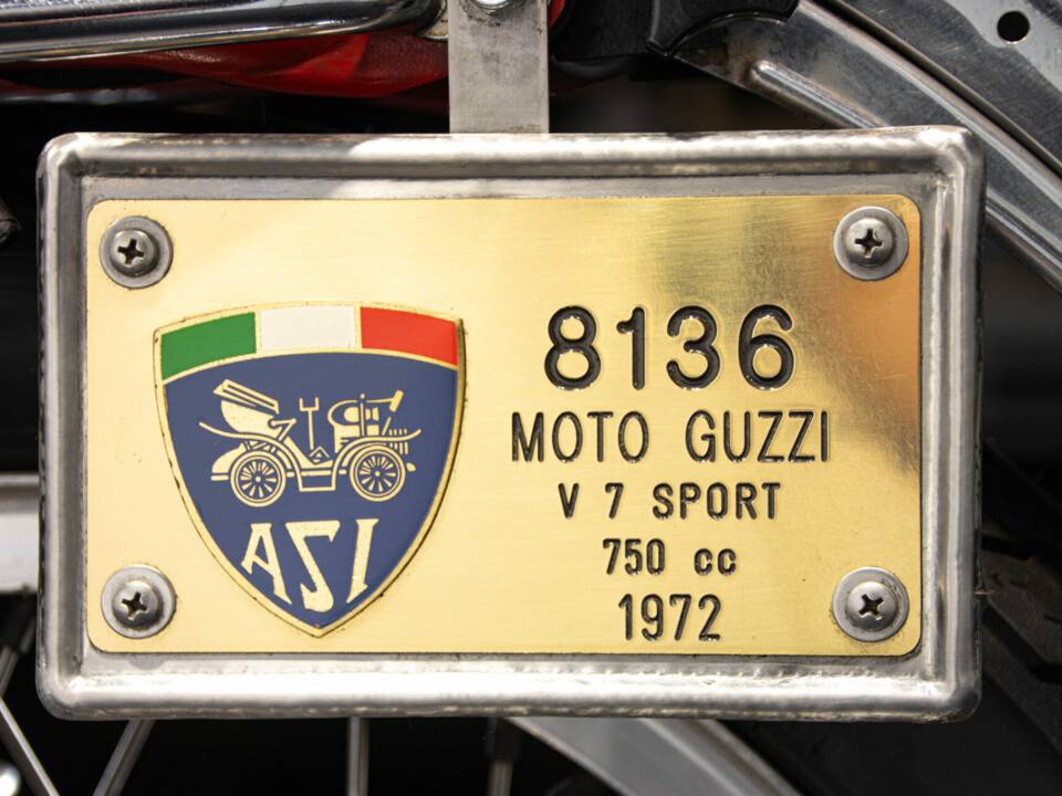 Imagen 50/50 de Moto Guzzi V7 Sport (1972)