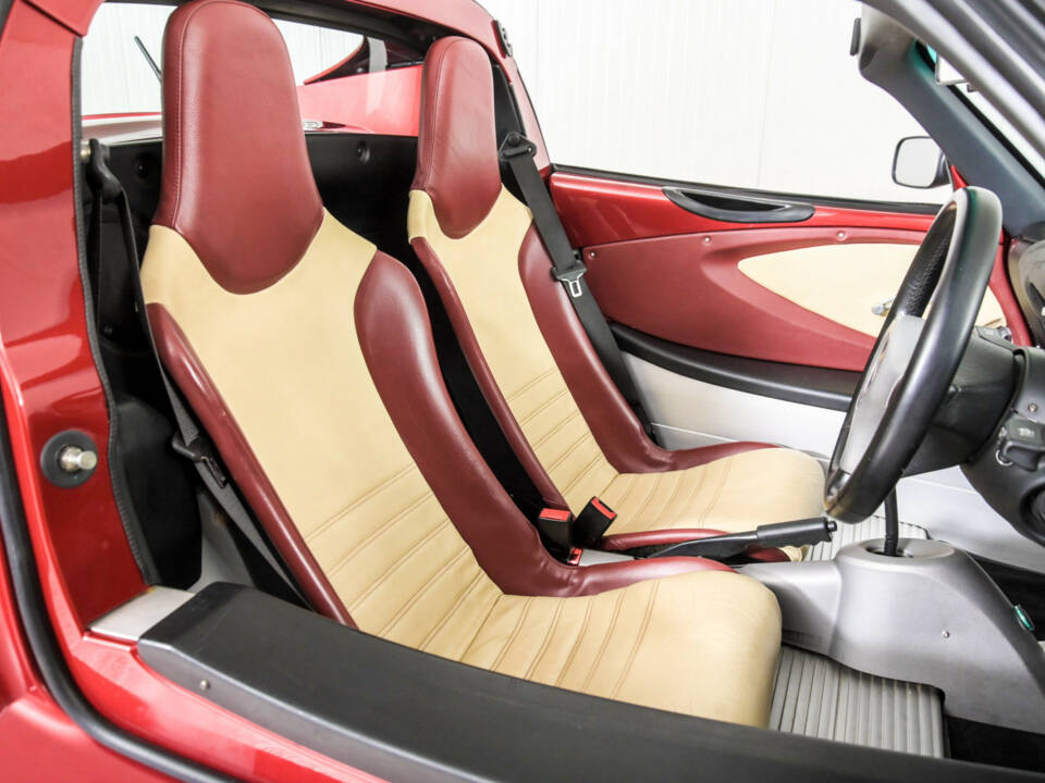 Image 15/50 of Lotus Elise (2003)