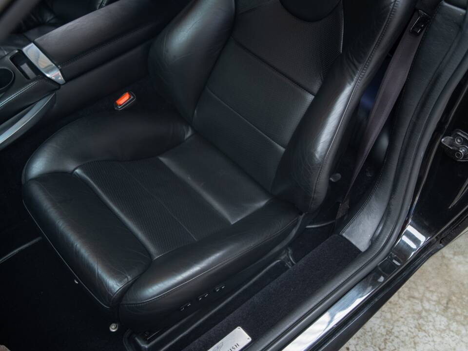Image 19/50 de Aston Martin V12 Vanquish (2004)