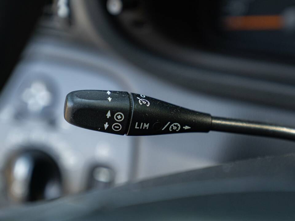 Image 47/50 of Mercedes-Benz C 320 Sportcoupé (2003)