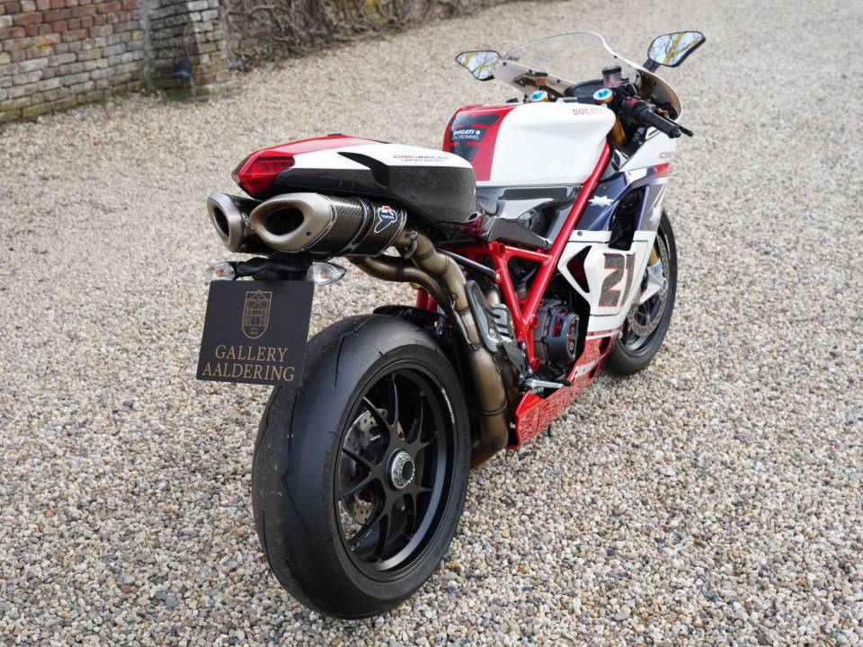 Image 10/47 de Ducati DUMMY (2009)