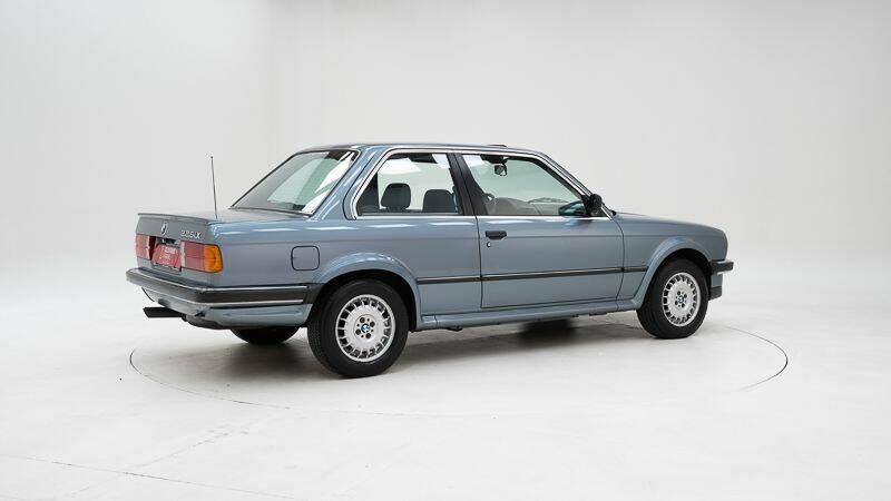 Image 2/15 of BMW 325ix (1987)