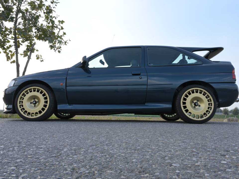 Bild 21/73 von Ford Escort RS Cosworth (1992)