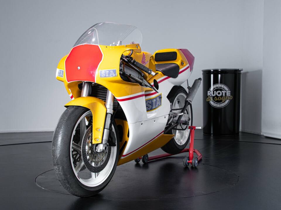 Bild 8/50 von Honda DUMMY (1992)