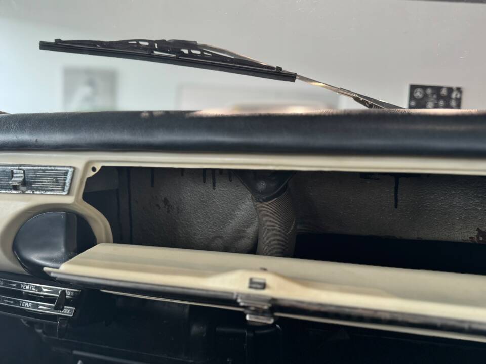 Image 39/47 of Alfa Romeo Giulia 1600 TI (1963)