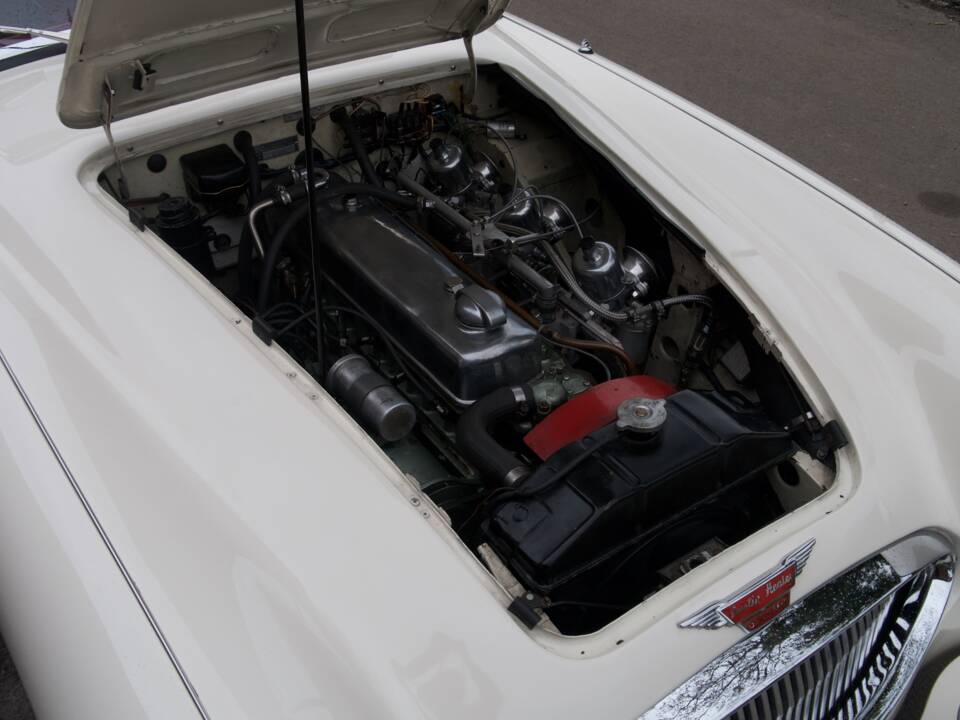 Image 16/27 de Austin-Healey 3000 Mk II (BT7) (1961)