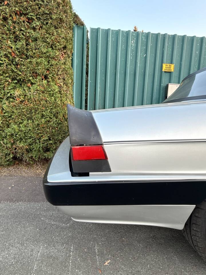 Immagine 61/64 di Alfa Romeo Spider Veloce (1986)