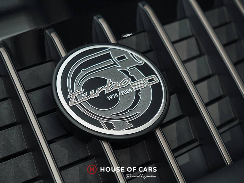 Imagen 14/25 de Porsche 911 Turbo "50 Years" (2024)
