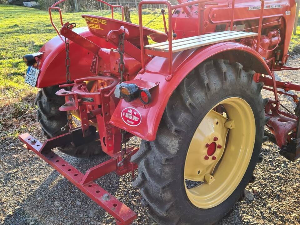 Bild 2/6 von Porsche-Diesel P 111 (1957)