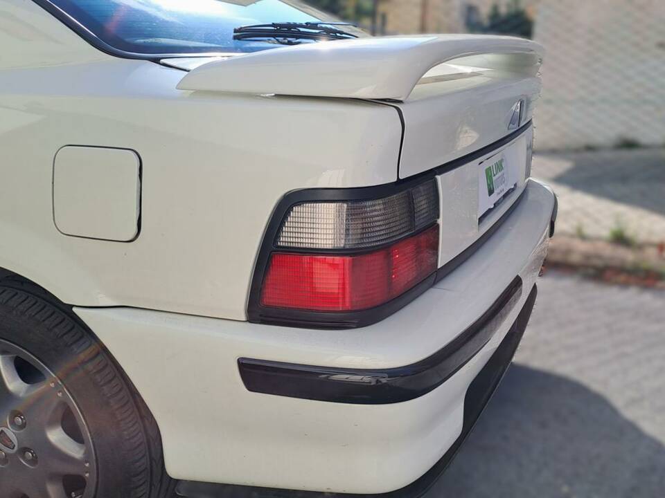 Image 18/30 of Rover 216 GTi (1993)