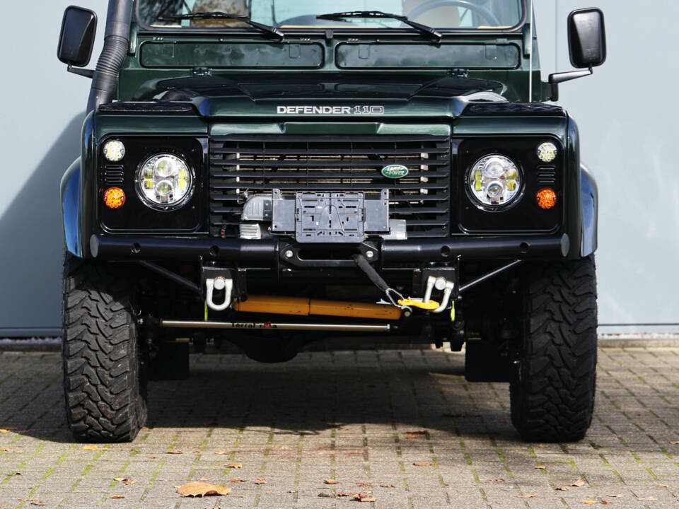 Immagine 15/34 di Land Rover Defender 110 (2000)