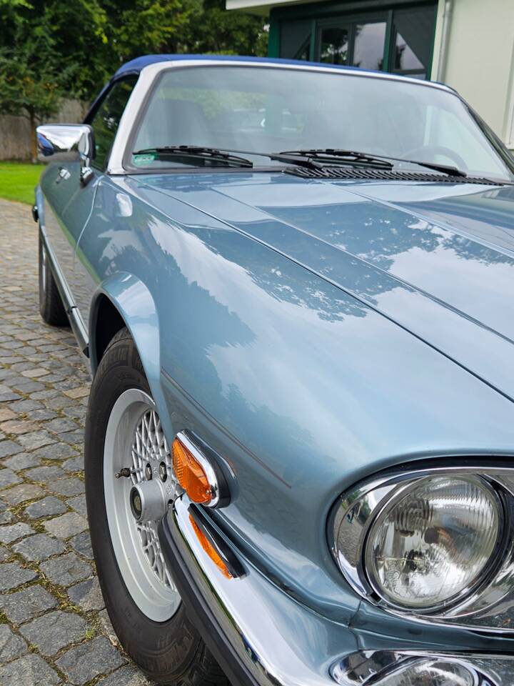 Image 6/13 de Jaguar XJS 5.3 V12 (1990)