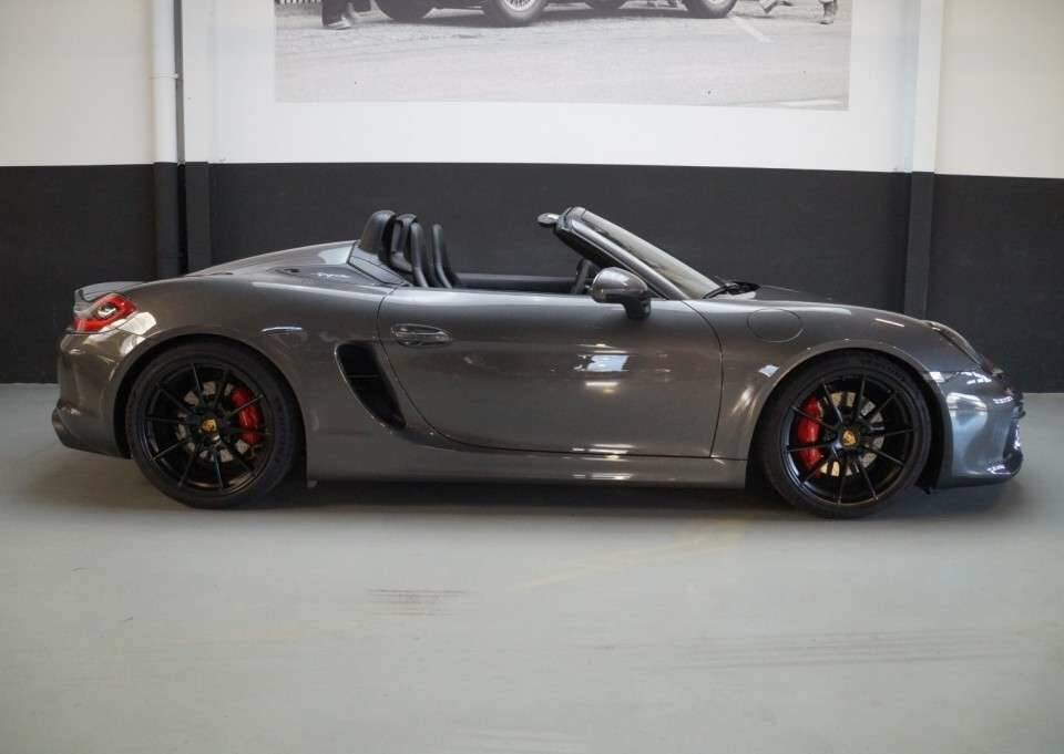 Image 41/50 of Porsche Boxster Spyder (2016)