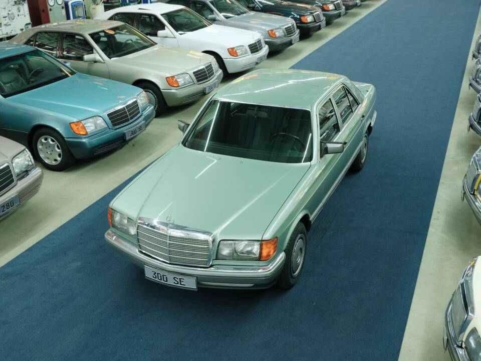 Bild 3/50 von Mercedes-Benz 300 SE (1986)