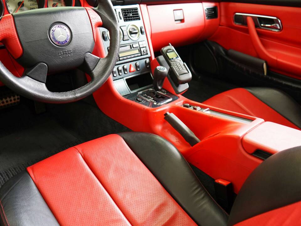 Bild 24/46 von Mercedes-Benz SLK 230 Kompressor (1997)