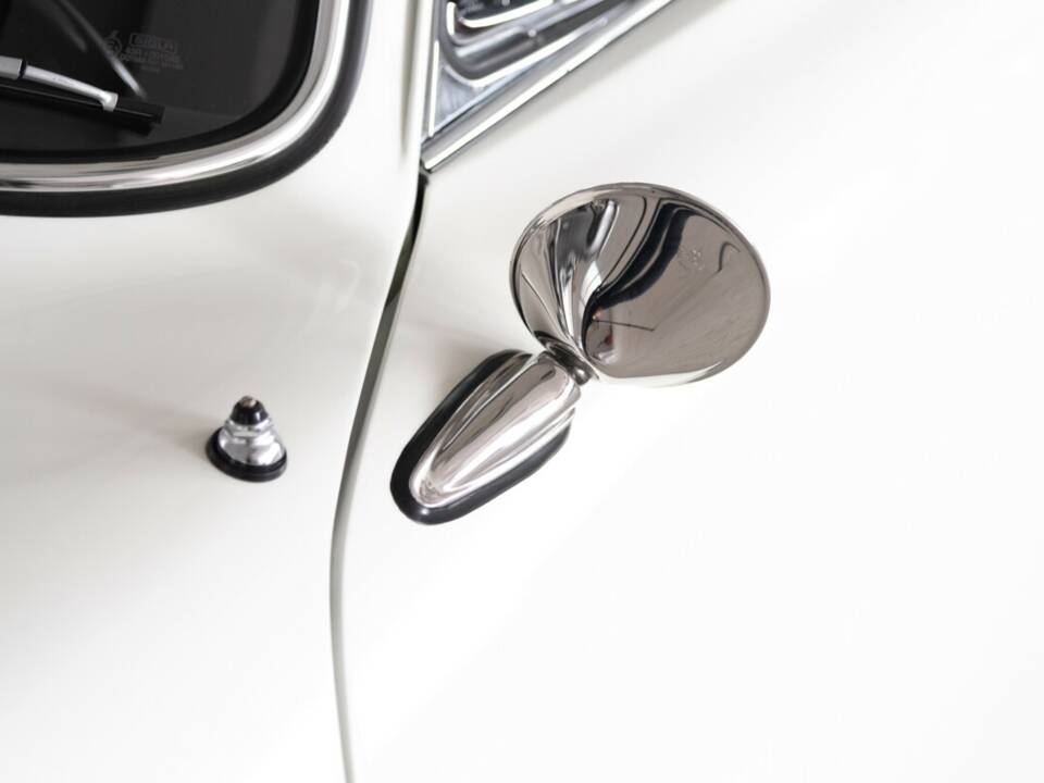 Image 18/37 of Porsche 356 C 1600 SC (1964)