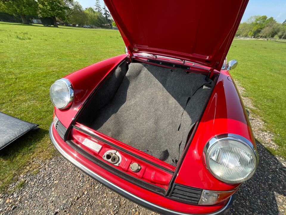 Bild 29/42 von Porsche 911 2.4 E (1973)