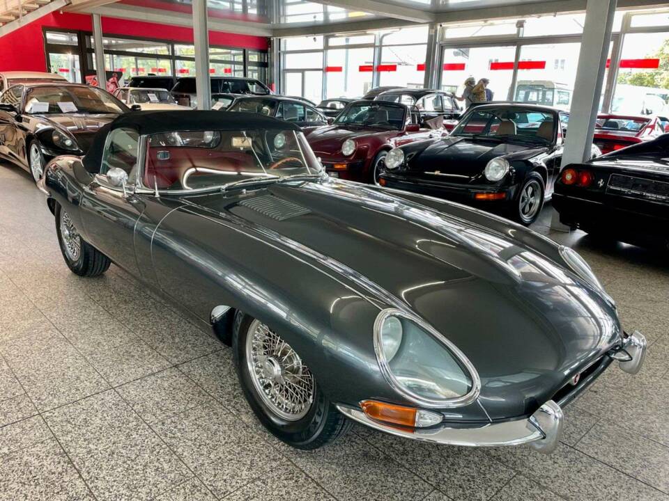 Bild 3/20 von Jaguar E-Type 4.2 (1965)