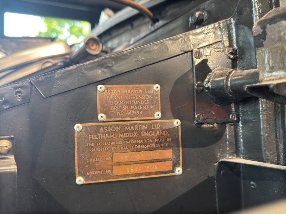Image 17/19 of Aston Martin DB 2/4 Mk II (1956)