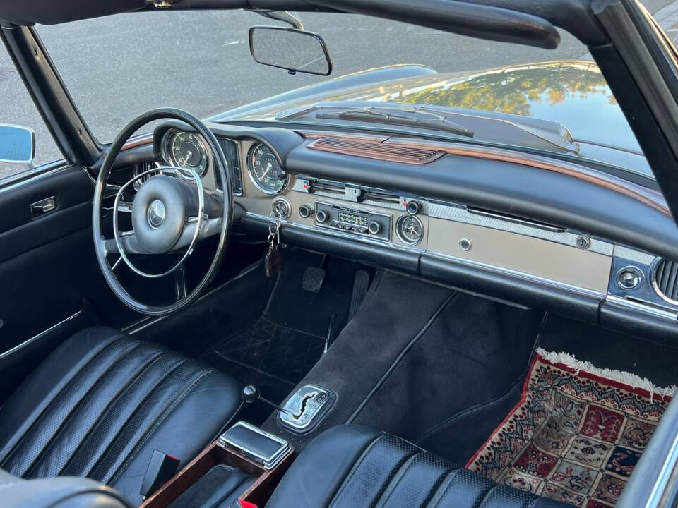 Imagen 9/43 de Mercedes-Benz 280 SL (1968)
