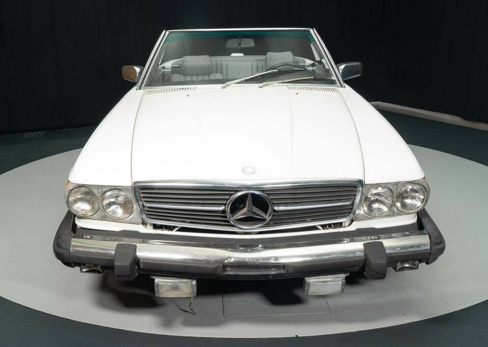Immagine 3/8 di Mercedes-Benz 560 SL (1987)