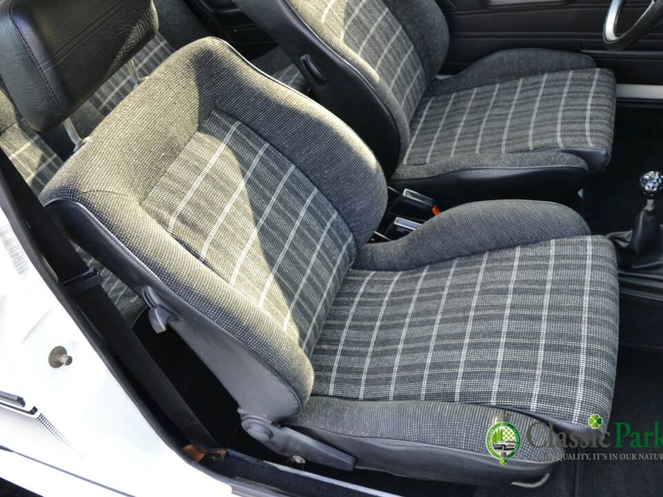 Imagen 17/50 de Volkswagen Golf Mk I 1.5 (1983)