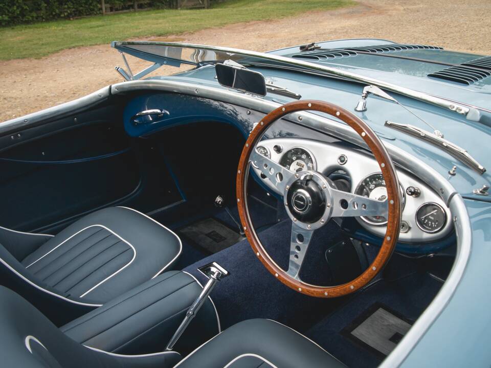 Image 24/29 of Austin-Healey 100&#x2F;4 (BN1) (1953)