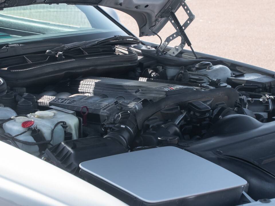 Image 5/50 de BMW 850CSi (1995)