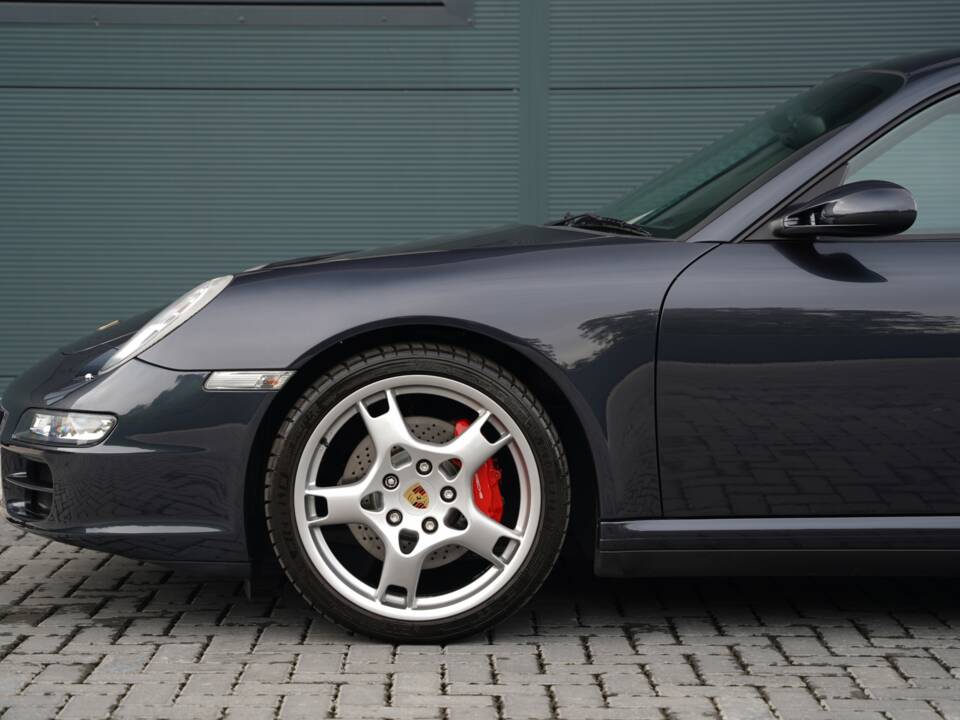 Bild 9/50 von Porsche 911 Carrera 4S (2007)