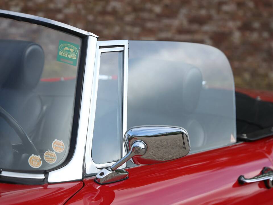 Image 39/50 of Alfa Romeo 2600 Spider (1962)