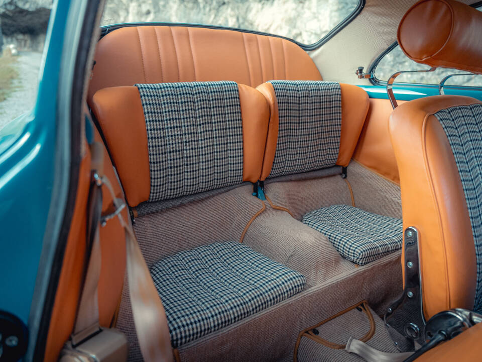 Image 37/86 of Porsche 356 B 1600 Super 90 (1960)