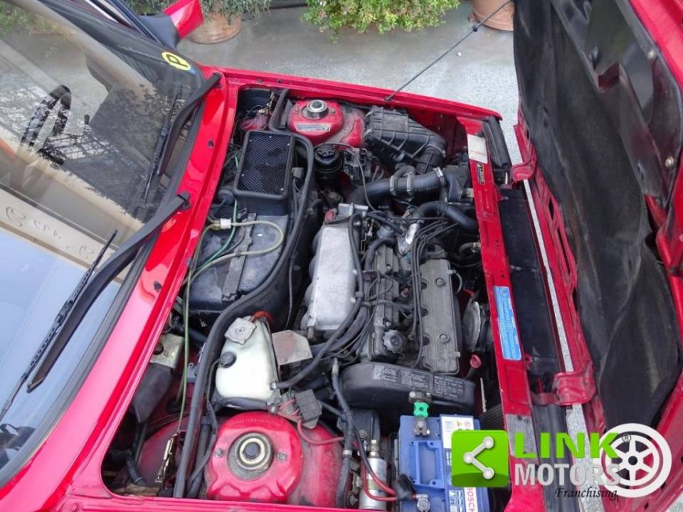 Image 10/10 of Lancia Delta HF Turbo (1991)