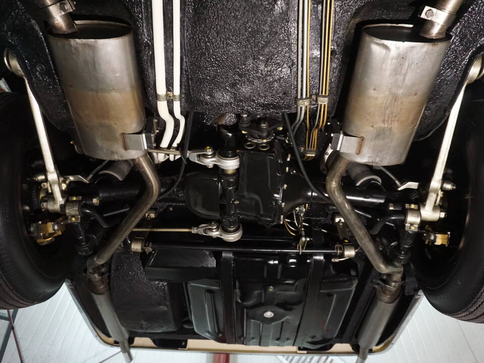 Image 52/78 of Mercedes-Benz 600 (1965)