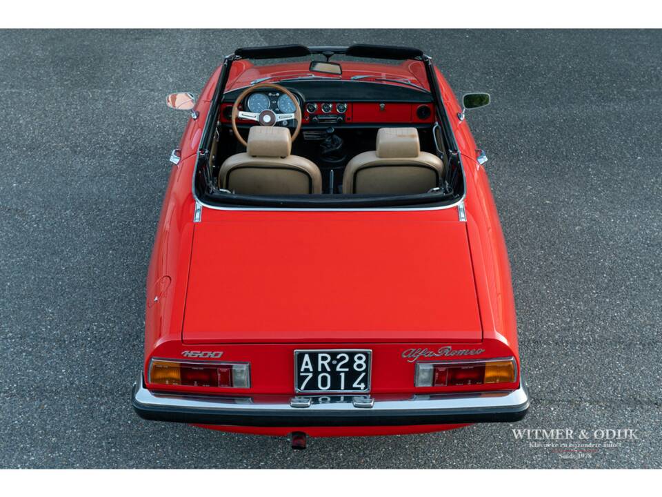 Immagine 7/31 di Alfa Romeo 1600 Spider (1974)