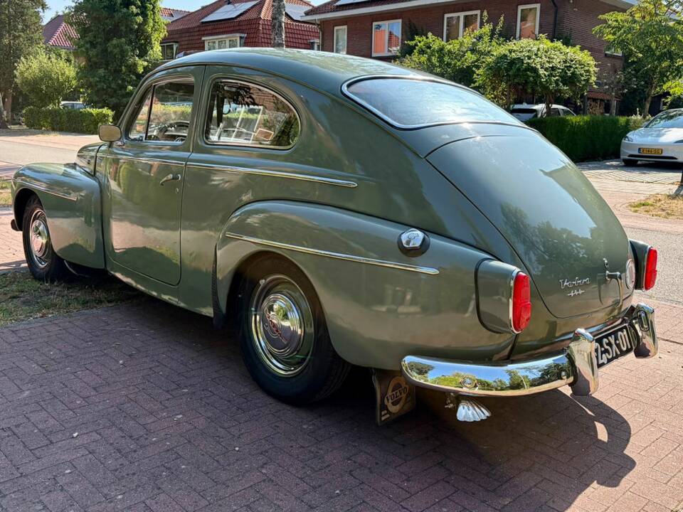 Image 5/8 of Volvo PV 544 (1960)
