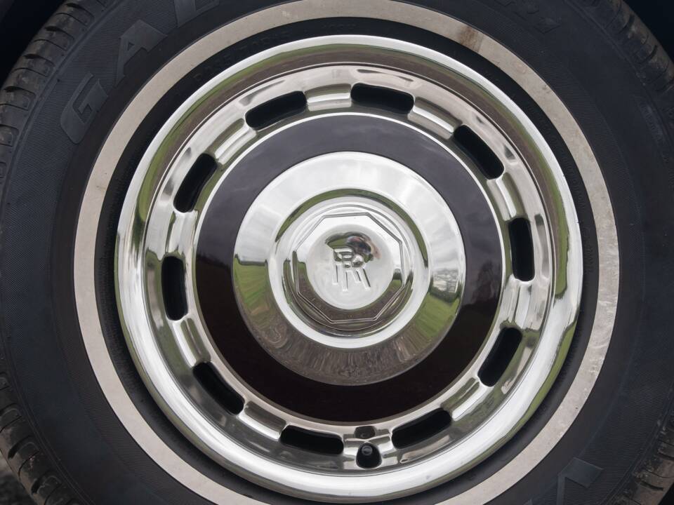Image 34/50 of Rolls-Royce Silver Shadow I (1972)