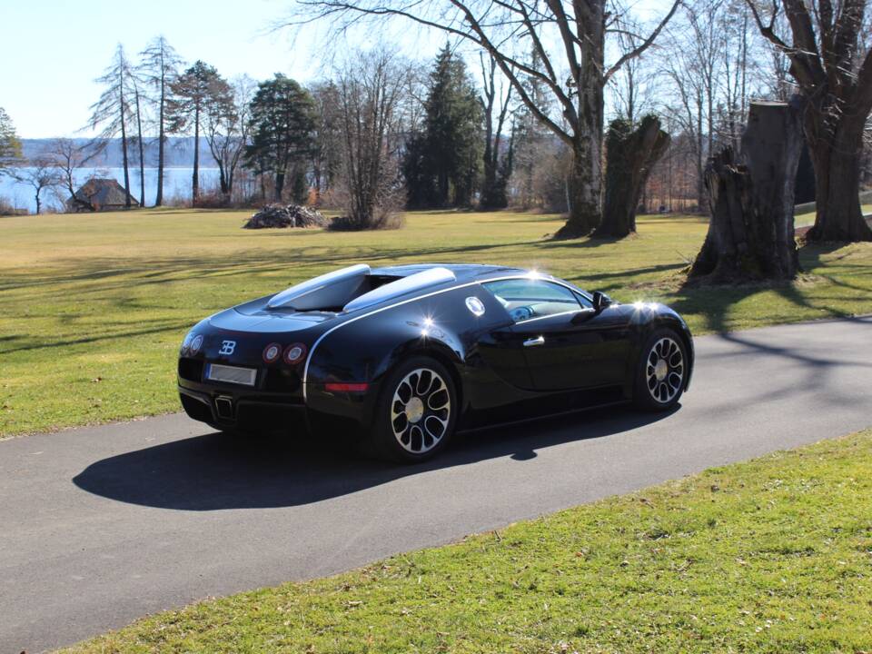 Immagine 5/18 di Bugatti Grand Sport (2011)