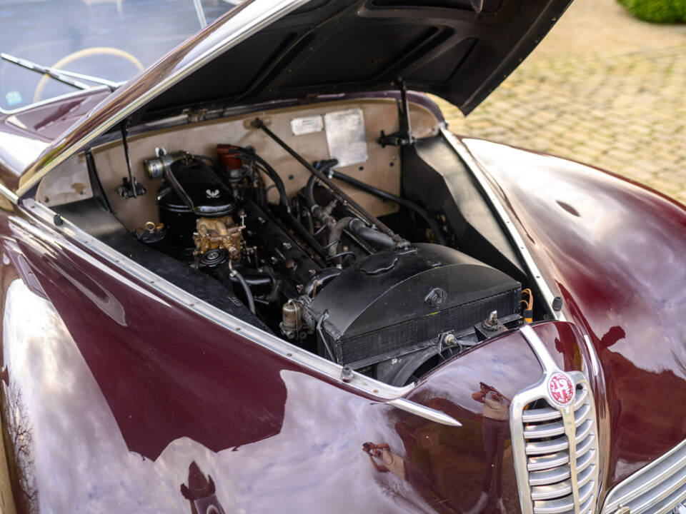 Image 13/25 of Alfa Romeo 6C 2500 Freccia d`Oro (1950)