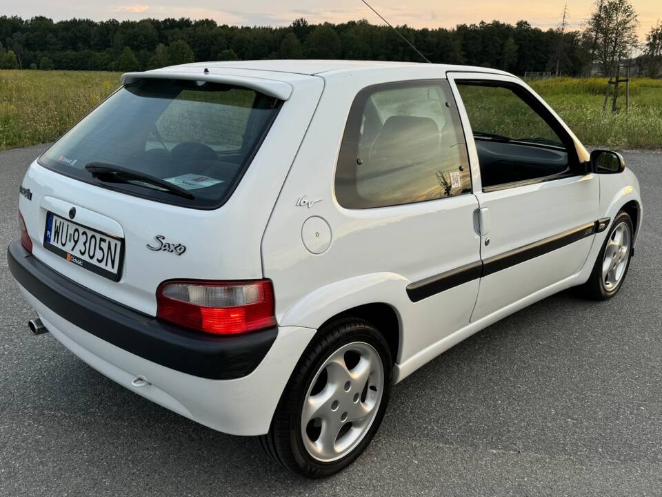 Image 23/78 of Citroën Saxo 1.6i VTS (1999)