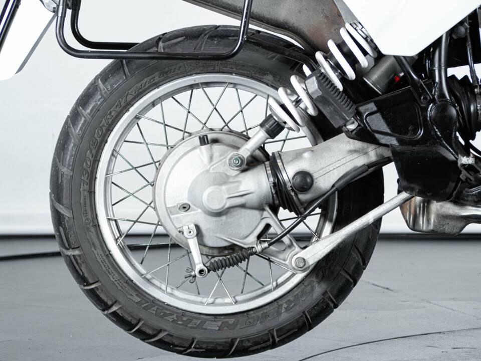 Image 37/50 of BMW DUMMY (1989)