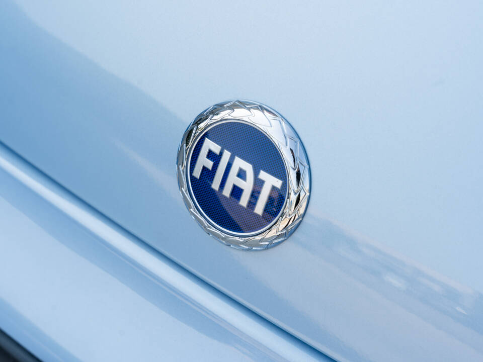 Image 22/99 of FIAT Seicento Young (2001)