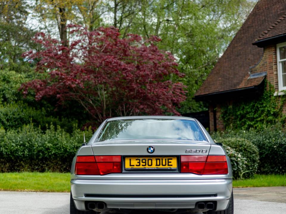 Image 24/35 de BMW 850Ci (1994)