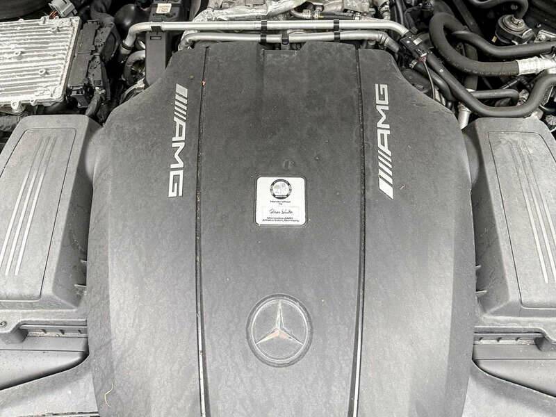 Image 24/25 of Mercedes-AMG GT-S (2015)