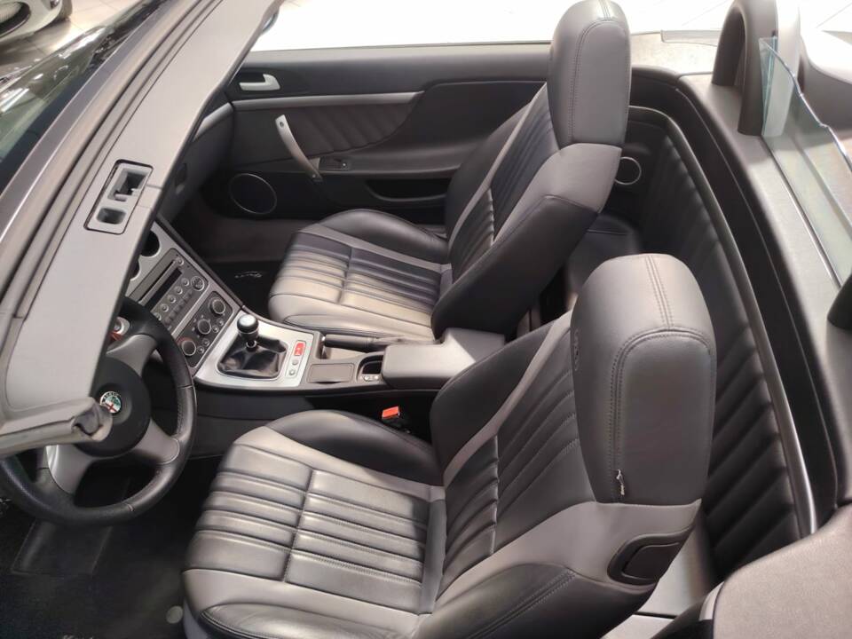 Bild 39/86 von Alfa Romeo Spider 2.2 JTS (2007)